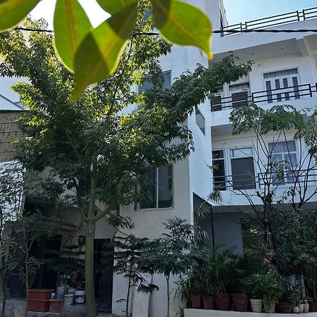 Jb Villa Home Stay Jaipur Bagian luar foto